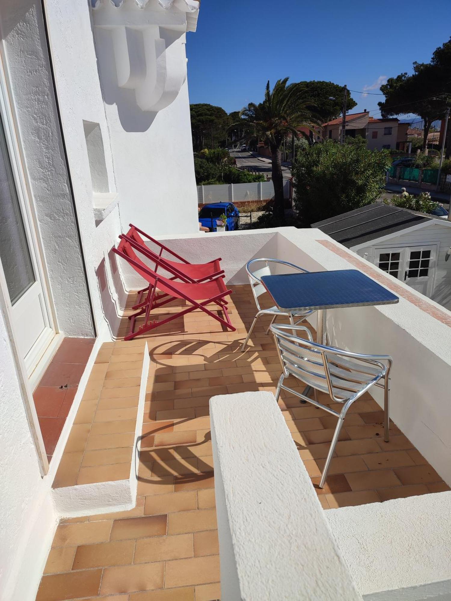 Hotel Le Calypso Hyères Zewnętrze zdjęcie