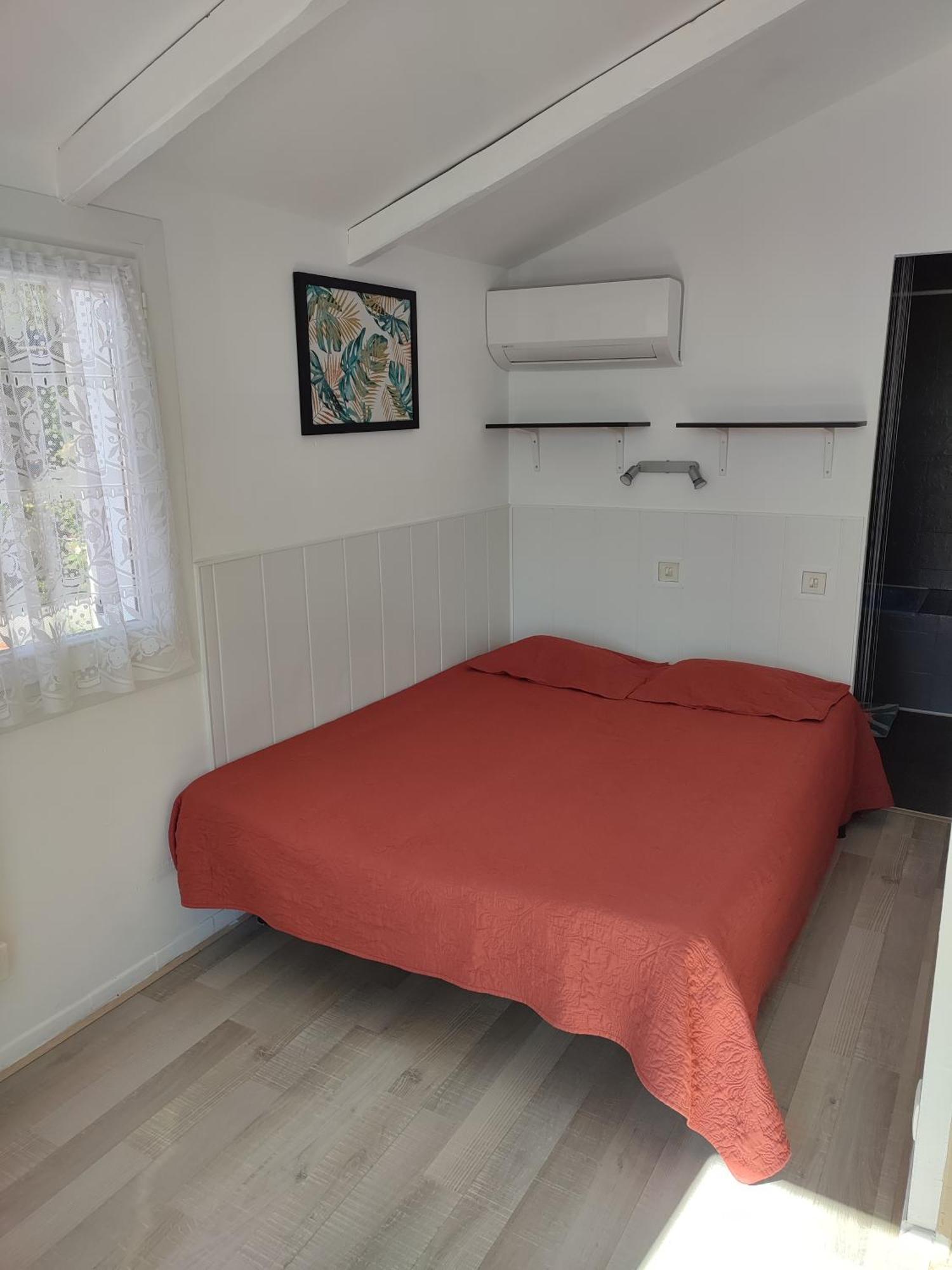 Hotel Le Calypso Hyères Zewnętrze zdjęcie