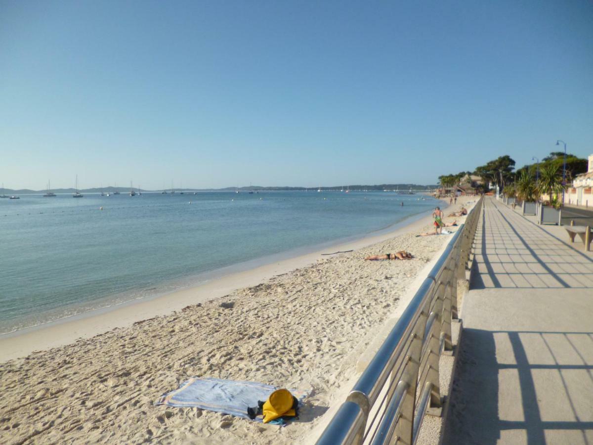 Hotel Le Calypso Hyères Zewnętrze zdjęcie